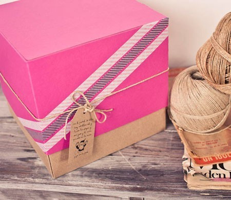 Scatola Regalo Rosa con Corda in Kraft