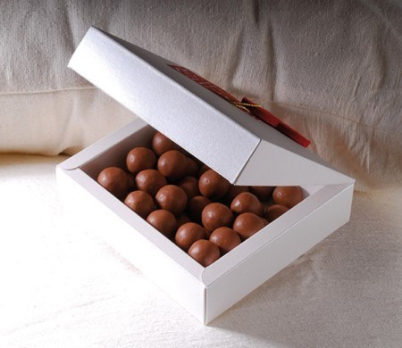 Scatola regalo per San Valentino Scatola regalo per San Valentino
