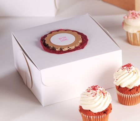 Scatola decorata per 4 cupcake