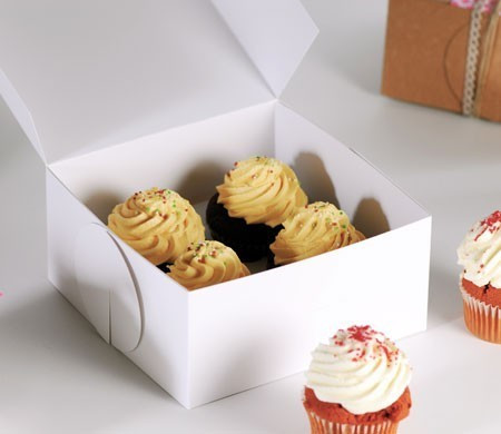 Scatola decorata per 4 cupcake Scatola decorata per 4 cupcake