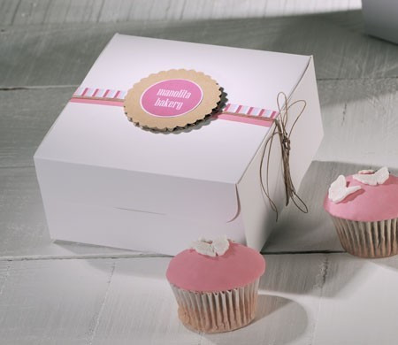 Scatola decorata per quattro cupcake Scatola decorata per quattro cupcake