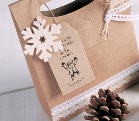 Scatola regalo a forma di sacchetto