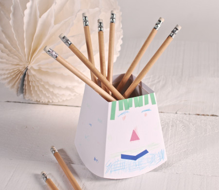 Portalápices para decorar con los más pequeños