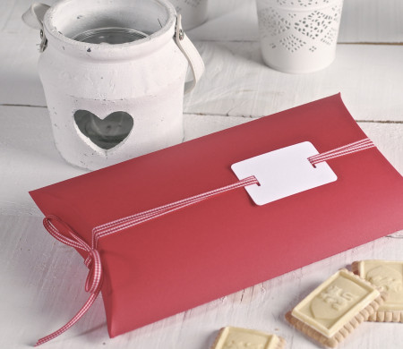 Confezione regalo decorata...