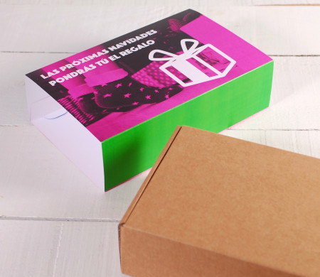 Scatola per spedizioni con fascia personalizzabile