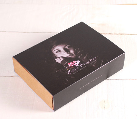 Scatola con fascia di foto personalizzabile Scatola con fascia di foto personalizzabile
