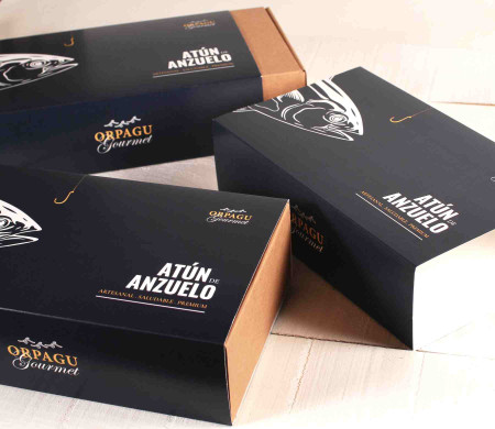 Scatola con fascia personalizzata Scatola con fascia personalizzata