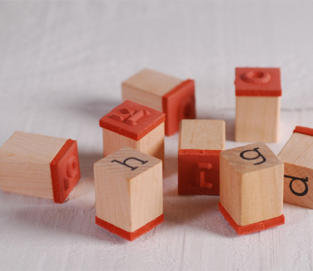 Set di timbri con le lettere