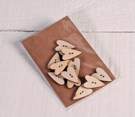 Bottoni cuore in legno