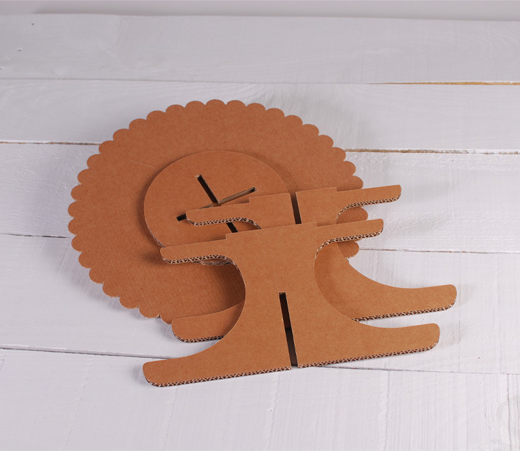Dolcissimo espositore in cartone per le torte Dolcissimo espositore in cartone per le torte