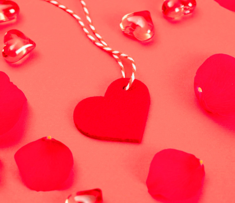 Ciondolo in feltro a forma di cuore: che amore…