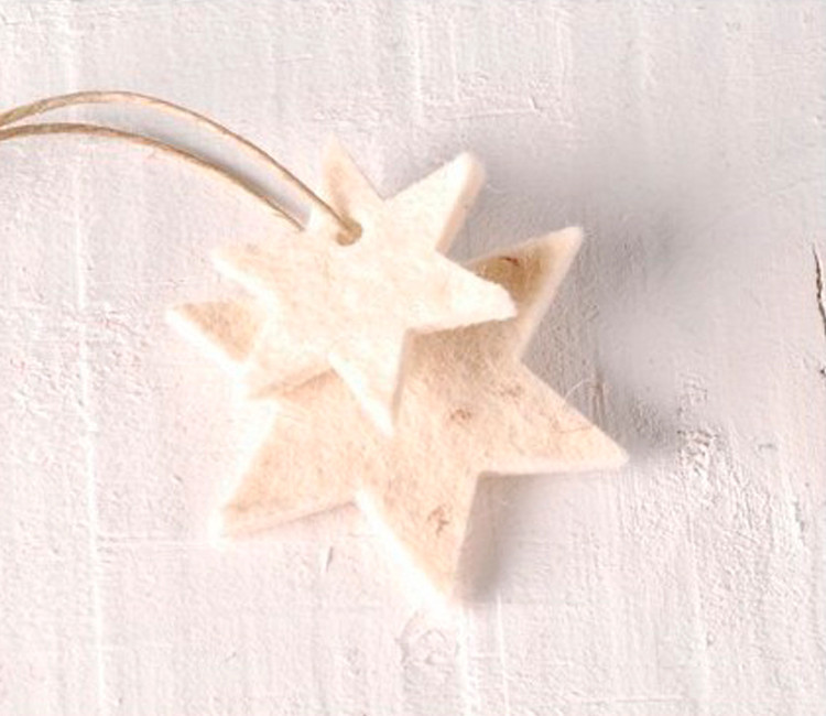 Stelle decorative in feltro da appendere