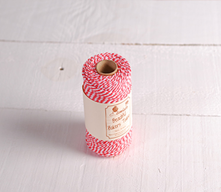 Cordino baker’s twine bicolore per decorare ogni tipo di regalo