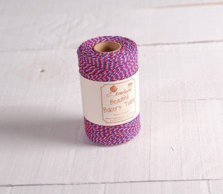 Baker's twine tricolore per decorare regali e opere di bricolage