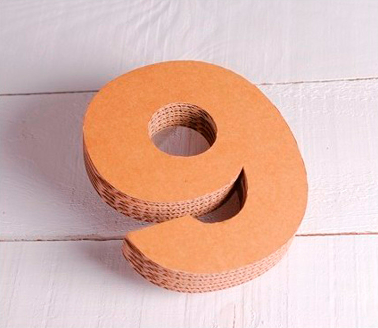 Numeri decorativi in cartone Numeri decorativi in cartone