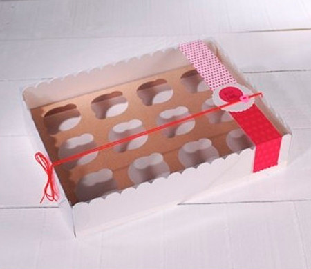 Scatola in cartone per 12 cupcake