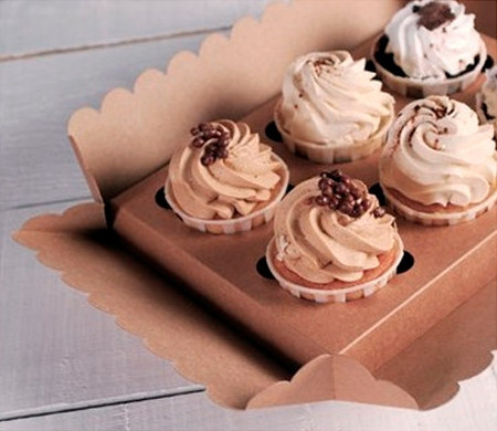 Scatola decorata per 6 cupcake