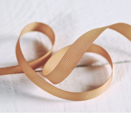 Nastro grosgrain dorato