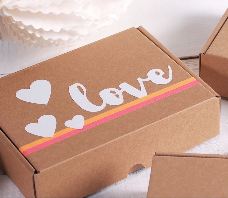 Vinile decorativo "Love is in the air" Vinile decorativo "Love is in the air"