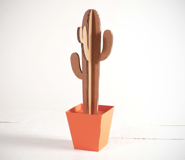 Cactus Alto di Cartone in Vari Colori!