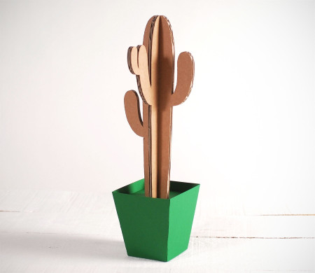 Cactus Alto di Cartone in Vari Colori!