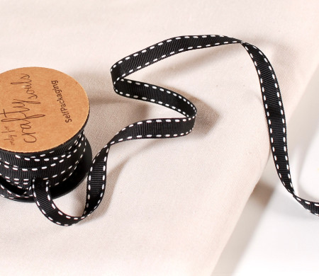 Nastro grosgrain nero impunture