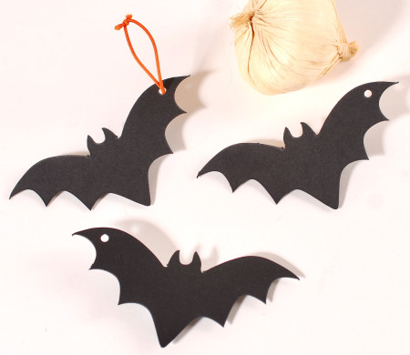 Pipistrelli di Cartoncino. Decorazioni per Halloween!