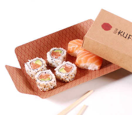 Scatola di cartone con scanalatura porta-bastoncini per sushi