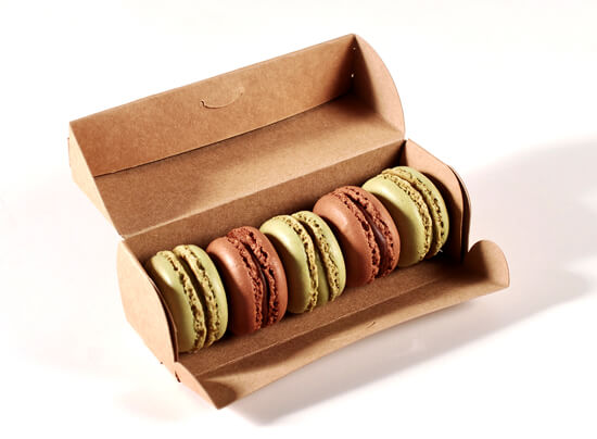 Scatola allungata con coperchio per macarons