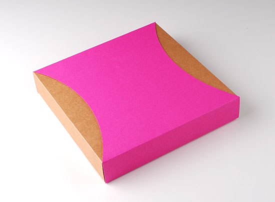 Scatola regalo quadrata con fascia